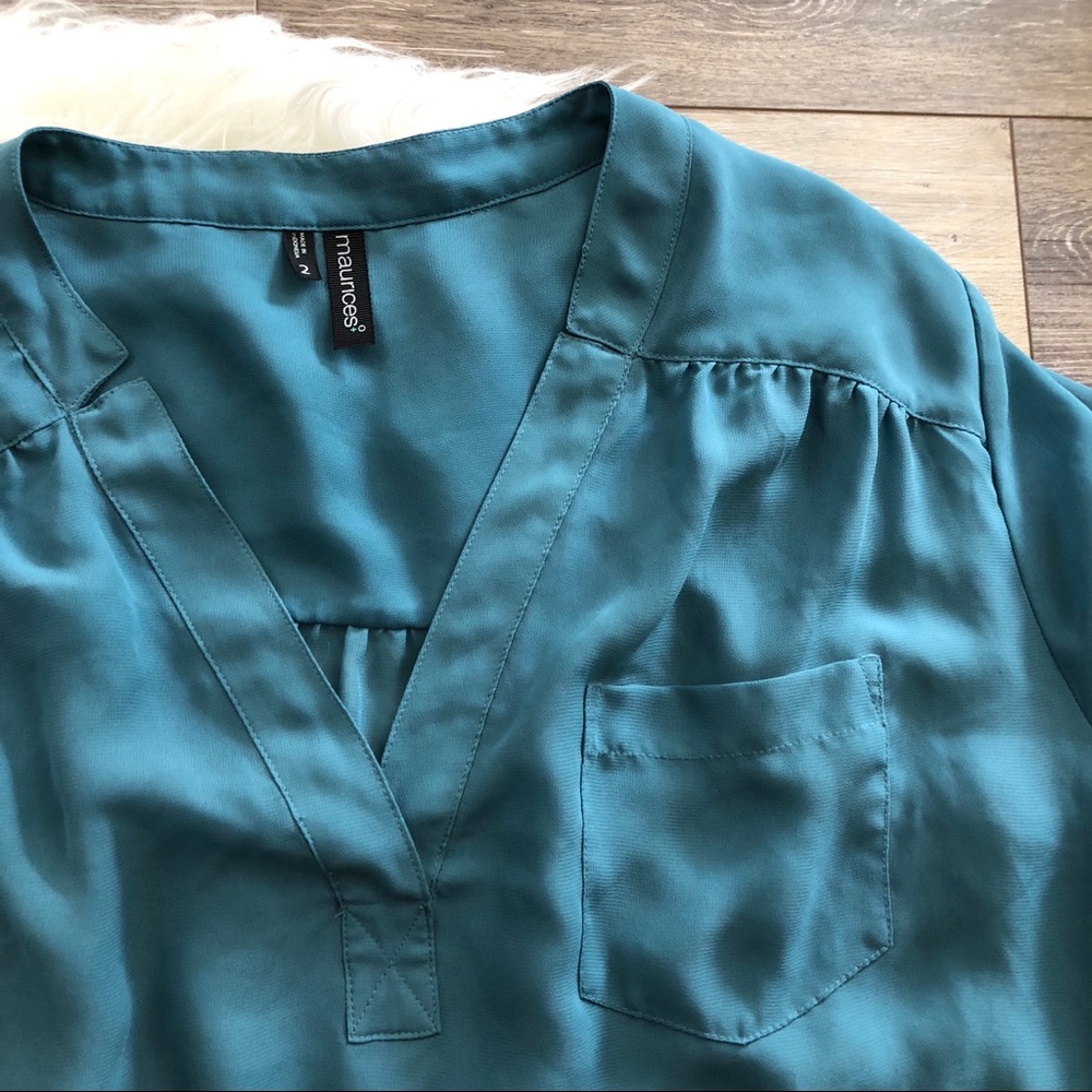 Long sleeve Maurice’s shirt